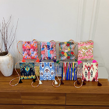 �����L��ɫ�֙C����Ů2025�¿��½����yԪ�؂�����ˇ�μ�б�����