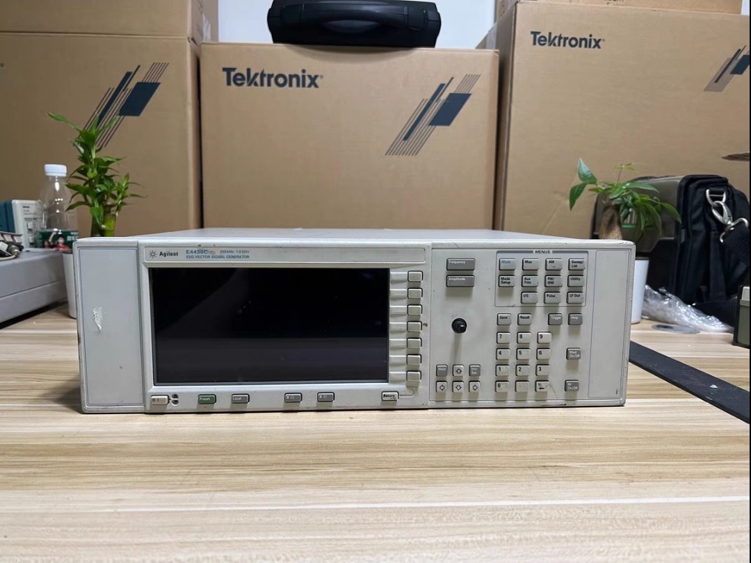 现金上门回收美国Agilent E4438C 安捷伦 E4438C矢量信号发生器