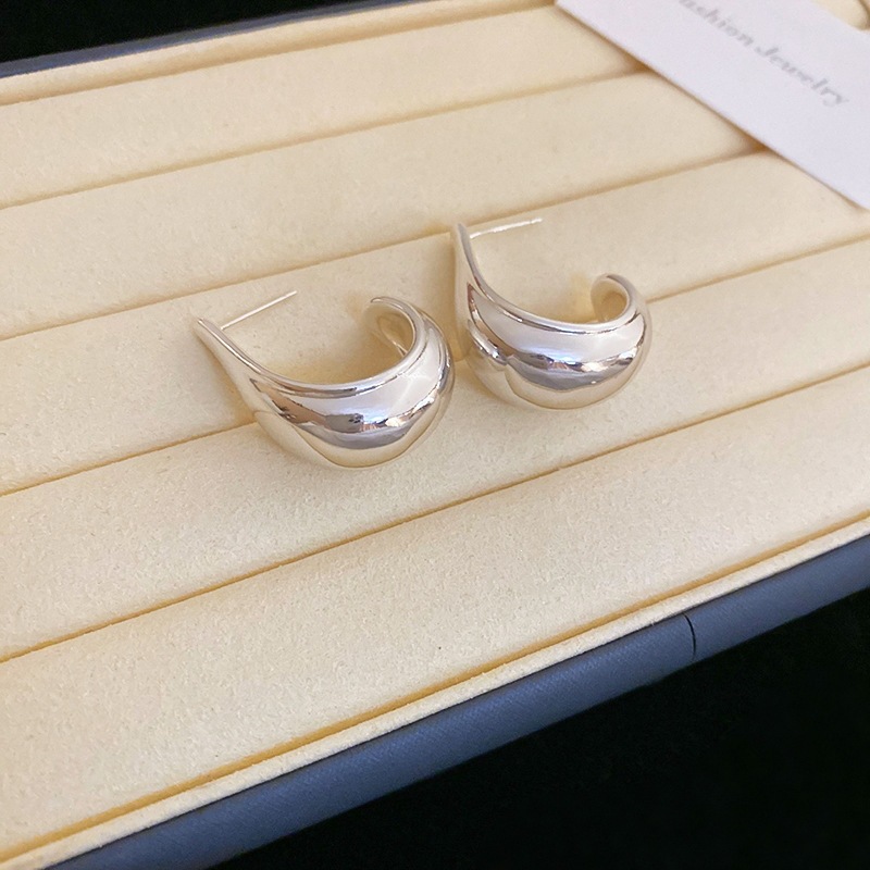 Nicho de diseño de plata amor geometría bola aguja de plata pendientes transfronterizos venta caliente minimalista viento frío fábrica de alto nivel image 50