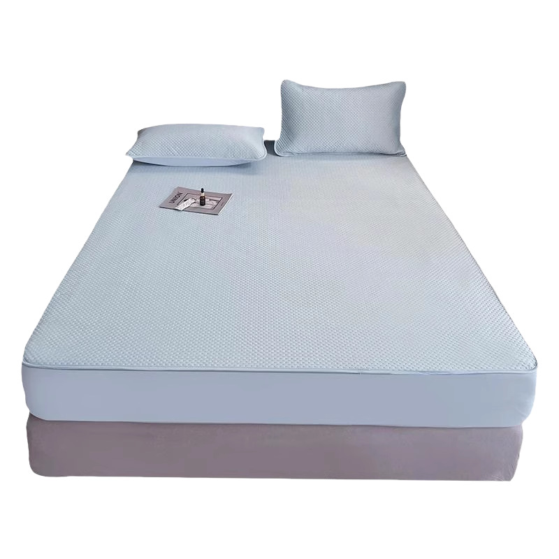 2025 nueva ropa de cama de una sola pieza 2025 nueva funda protectora de colchón de seda de hielo juego de tres piezas de funda de cama fresca de verano