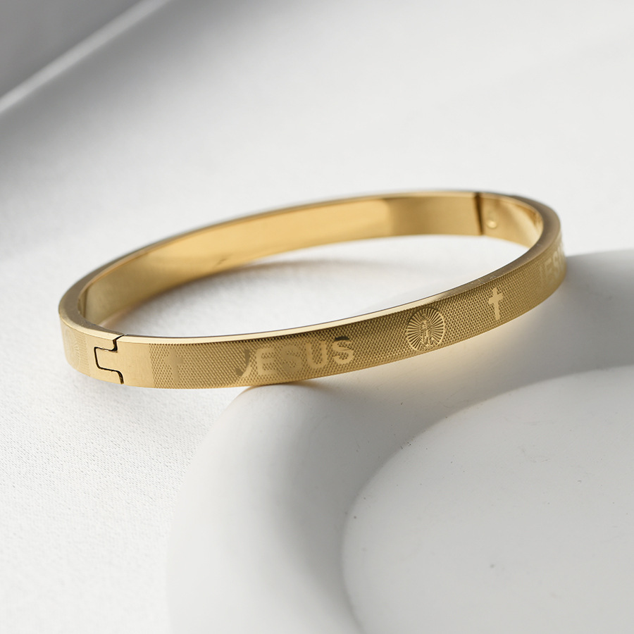 25g Weight Bangle Classification Titanium Steel Chain Material 1 Piece Quantity Holiday, Daily Occasion Titanium Steel Material Cross, Letter Pattern Women's Gender Plating Design Basic, Classic Style Style Basic Classic Style Cross Letter Titanium Steel Bangle In Bulk 10
