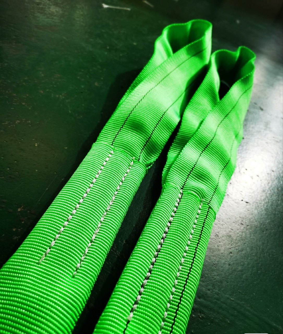 2吨柔性吊装带涤纶彩色耐磨不伤吊物编织便携设计宽吊带高承重