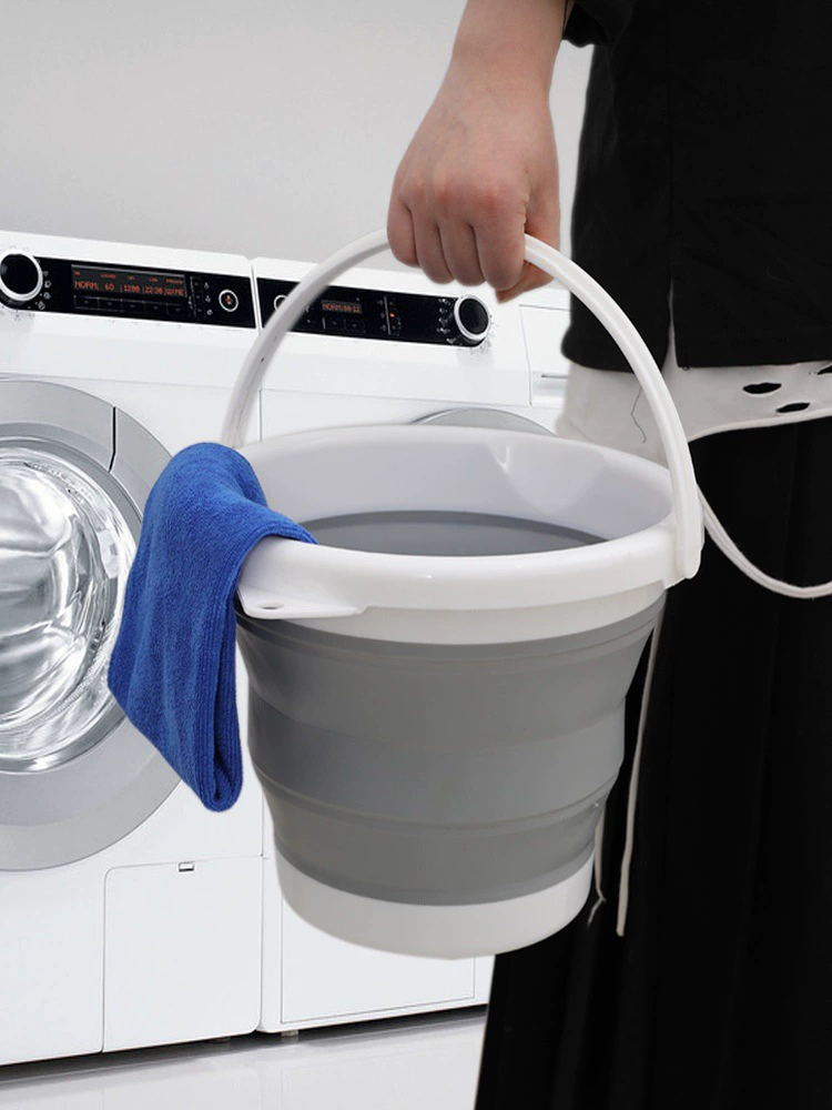 Handheld silicone plastic universal bucket for traveling for home use