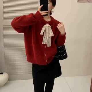 设计感系带蕾丝蝴蝶结圆领毛衣外套女秋冬宽松爱心金扣子针织开衫