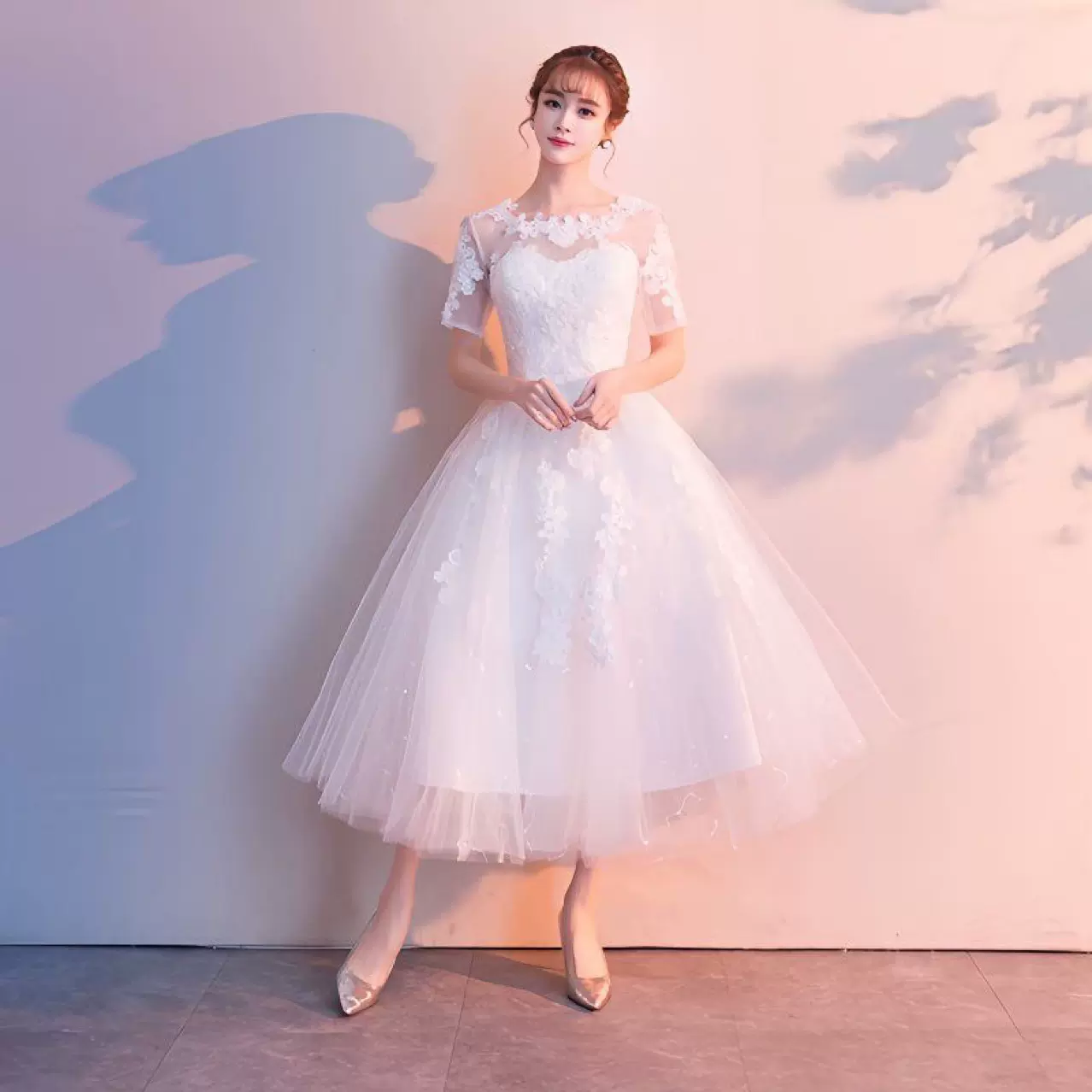 批发主婚纱礼服2025新款新娘一字肩简约短款宴会轻纱礼服厂家跨境