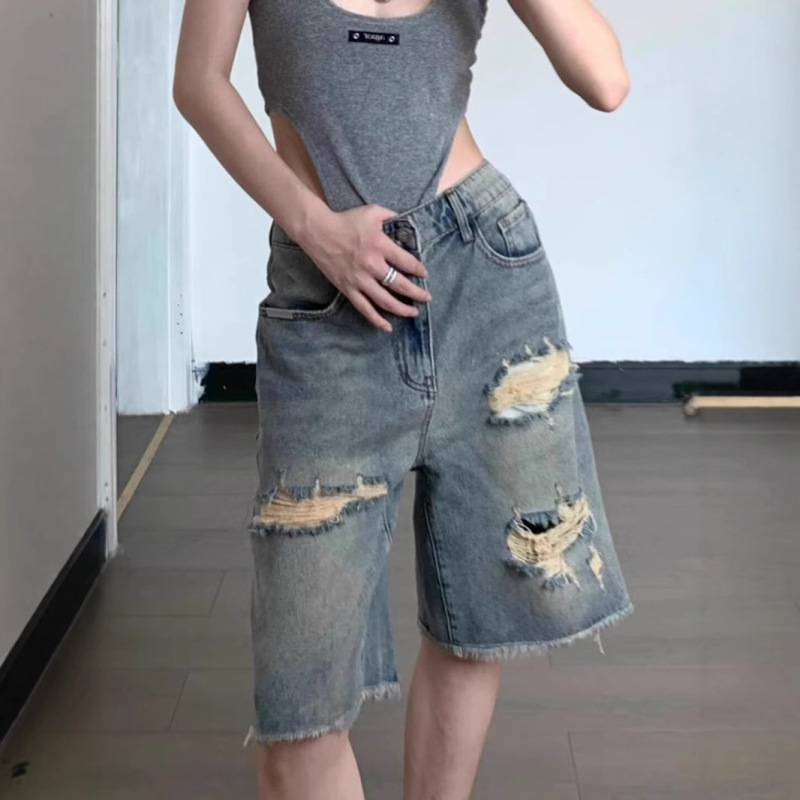 Retro American Style Straight Mid-Pants Ripped Jeans Summer Women's plus size chubby girl Loose Slimming High Street Short Pants Retro American Style Straight Mid-Pants Ripped Jeans Summer Women's plus size chubby girl Loose Slimming High Street Short Pants