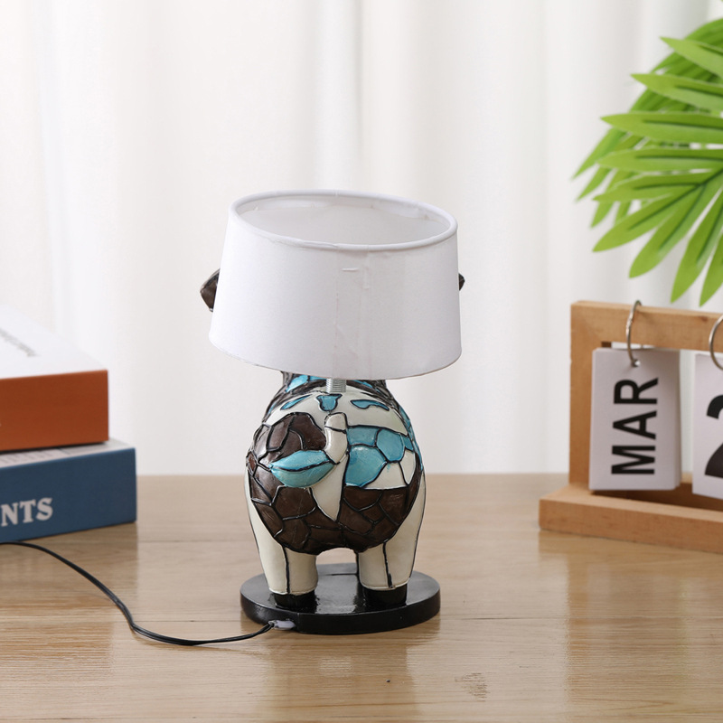 Új színes varázslatos állati LED lámpa kreatív dizájnnal, USB csatlakozóval, gyanta szoborral, ragyogó bikával_voghion.com