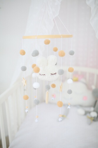 Cross-border rabbit head doll bamboo ring wind chime bed bell children's room decoration model room children's clothing store shooting props soft decoration