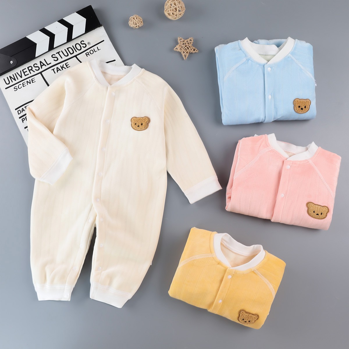Fleece-Lined One-Piece Long-Sleeve Infant and Toddler Seamless Thermal Underwear for Spring and Autumn, Thickened and Warm
