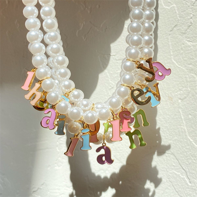 New cross-border hot 26 drop oil letter necklace can be freely matched with personality word pearl necklace spot