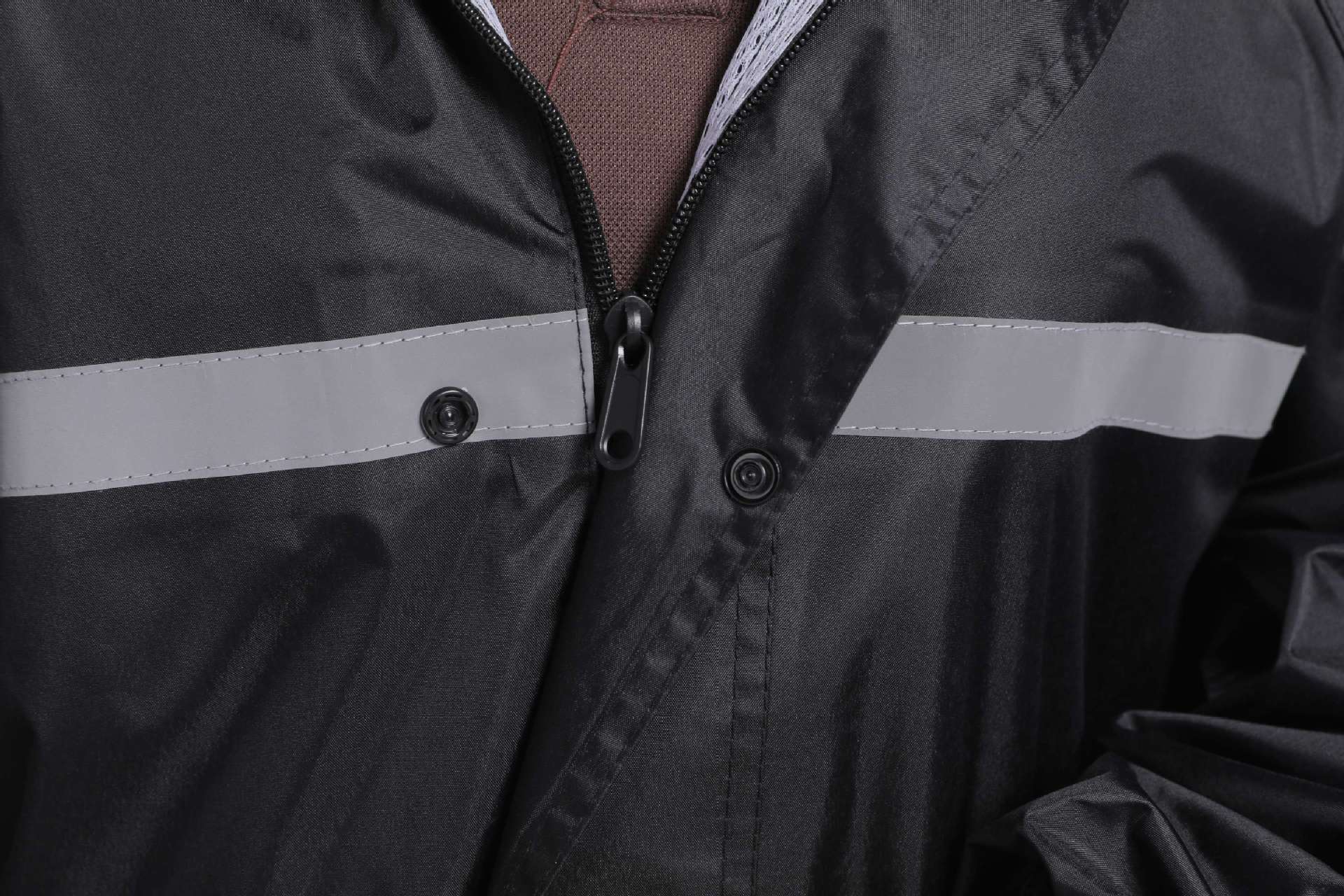 Sınır ötesi özel tasarım yağmurluk yağmur pantolonu seti toptan reflektif güvenlik tulum bölünmüş yetişkin tipi baskı yürüyüş outdoor