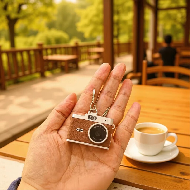Cross-Border Mini Camera Student Campus Retro Camera Portable Small Thumb Travel Photo Camera