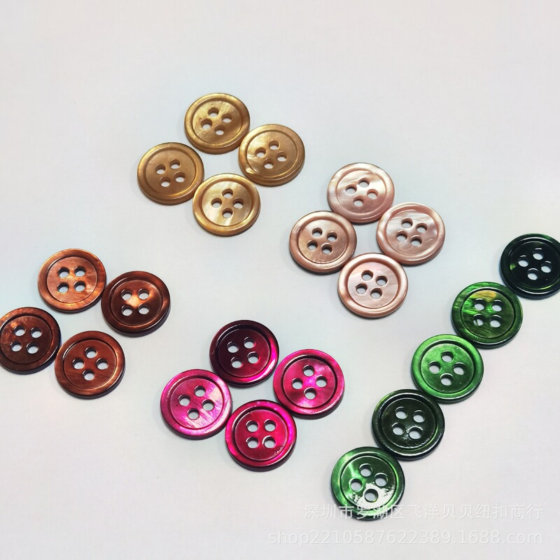 18L Black Butterfly Shell Spray Color Effect Small Edge 4-Hole Shirt Button Shell Children's Clothing Women's Knitted Button Wholesale in Stock