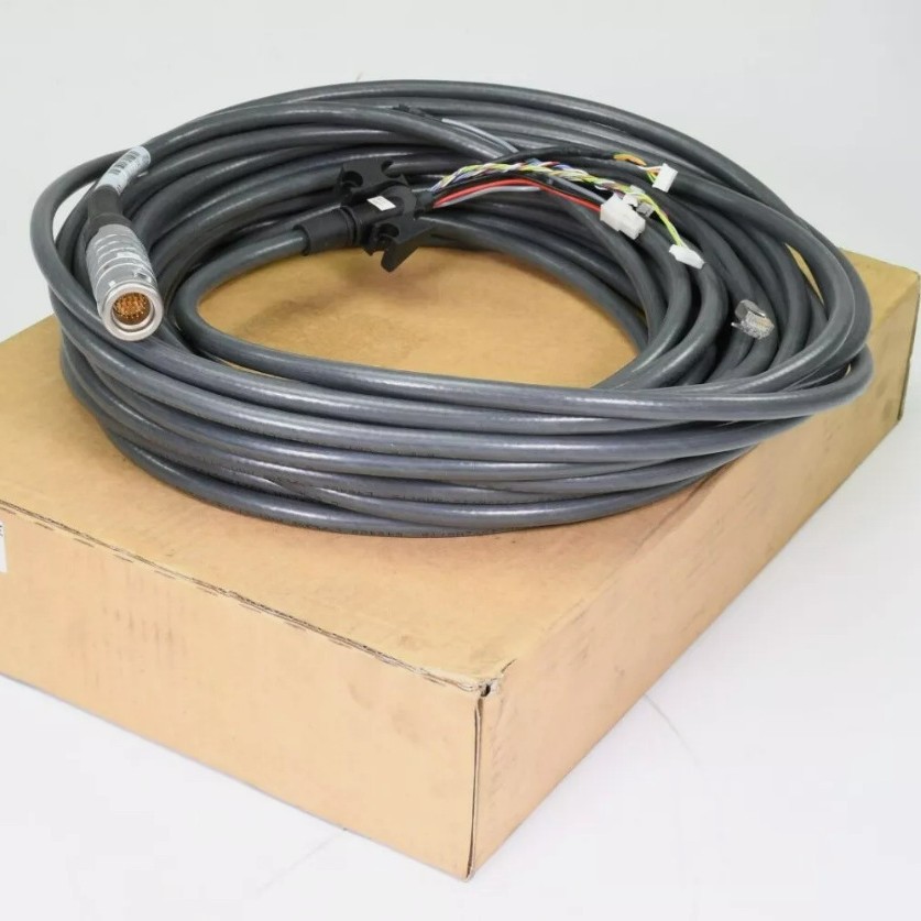 贝加莱伺服电缆8CM005.12-8  8CM010.12-8  8CM020.12-8全新 议价