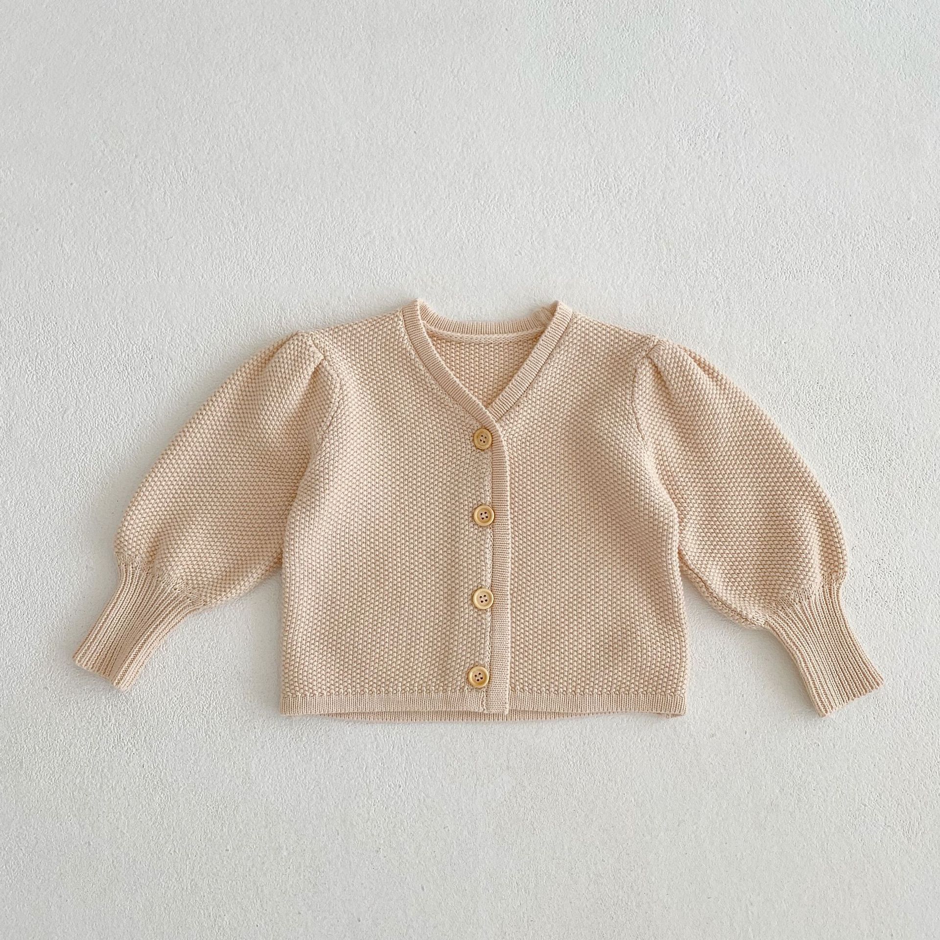 2024 Tavaszi Baba Férfi és Női Kötött V-nyakú Buborékos Ujjú Kabát Lámpás Rövidnadrág Két Részes Szett_voghion.com