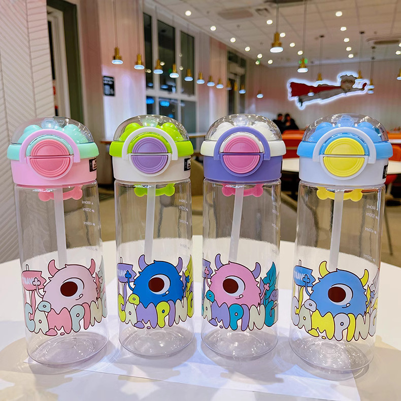 Yitong taza de paja de dibujos animados lindo nuevo tipo de taza de plástico doble bebida bebida bebida café bienestar del departamento drenaje taza de regalo pequeña