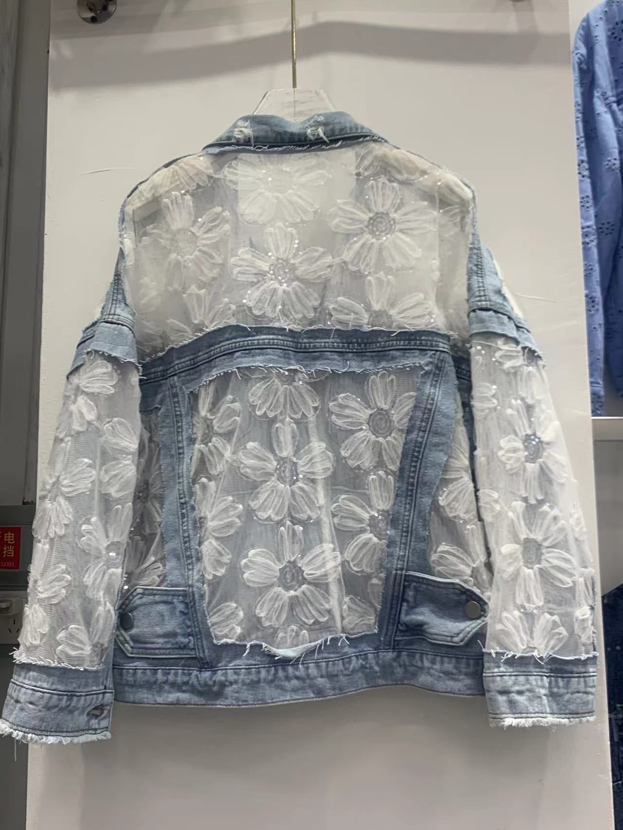 2025 primavera y otoño nuevo estilo todo fósforo suelto de doble capa de encaje malla perspectiva bordado encaje chaqueta corta Xianqi