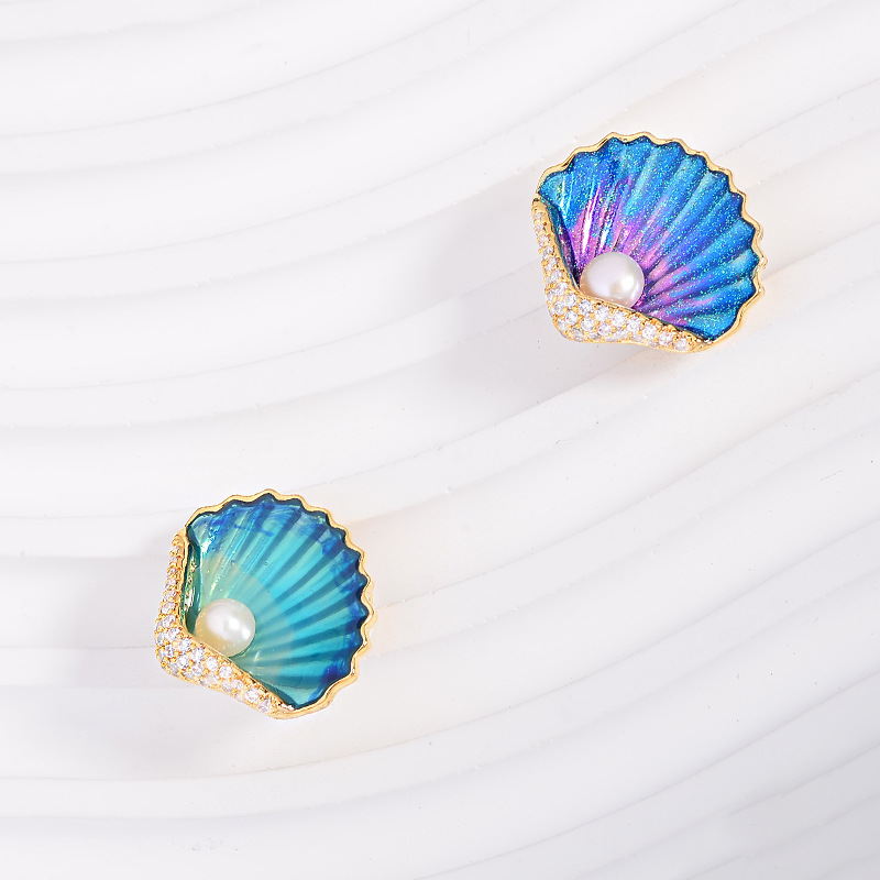 New Enamel Color Shell Brooch Elegant All-match Micro-inlaid Zirconium Freshwater Pearl Traceless Magnetic Buckle Corsage Accessories