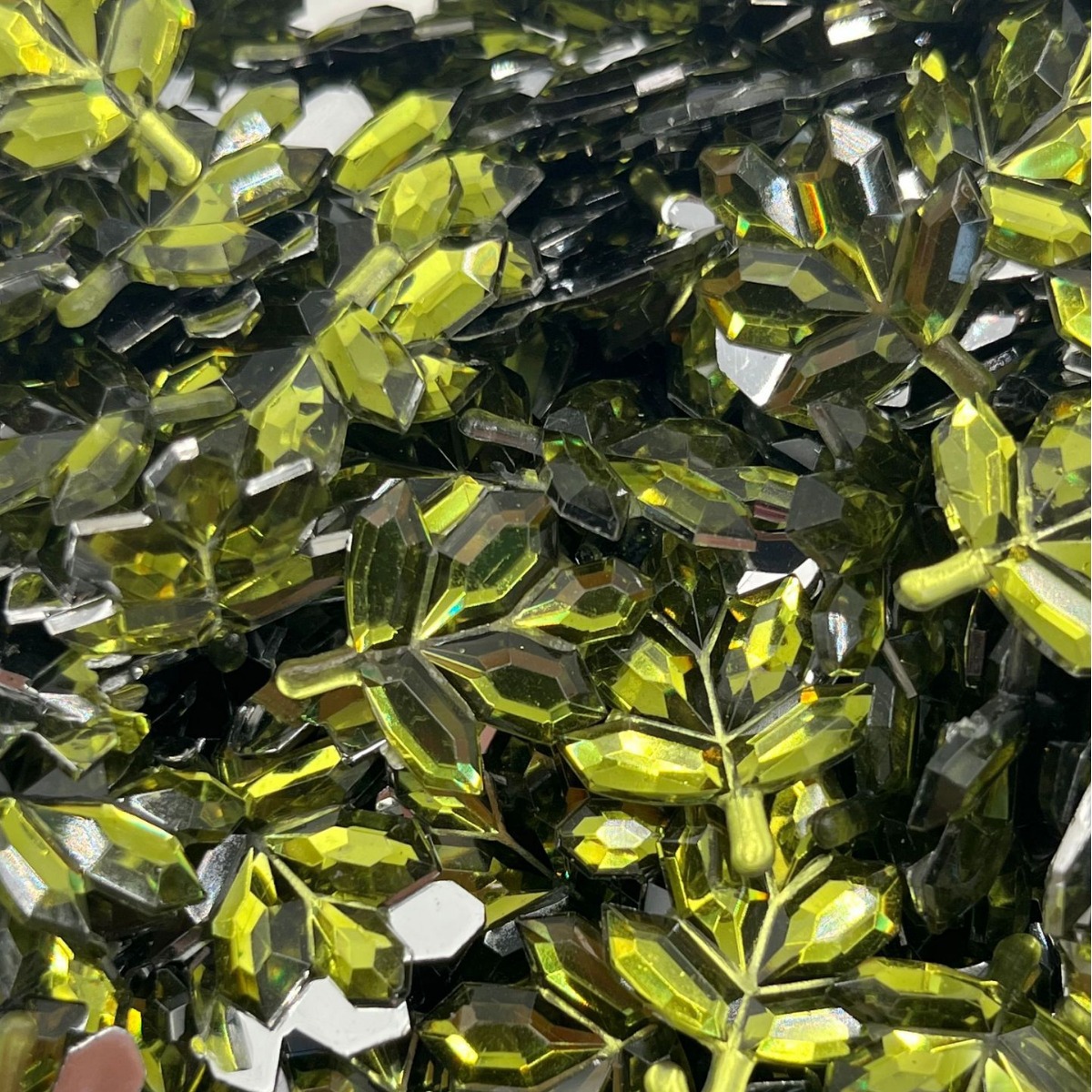 Acrylic diamond maple leaf
