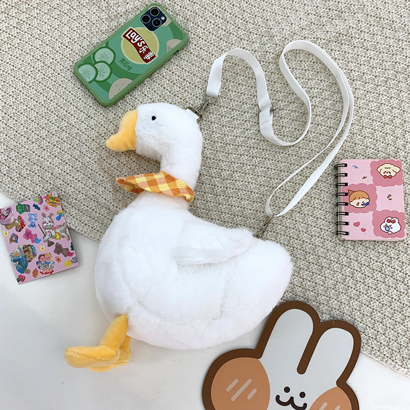 772g Weight Pu Leather Lining Material Zipper Closure Type Women's Small Plush Animal Cute Square Zipper Crossbody Bag