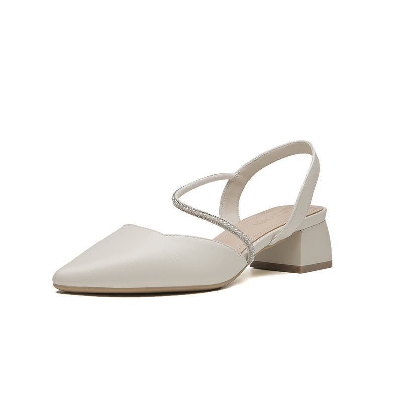 Solid color breathable sandals with chunky heel and single buckle, stylish for middle-aged and young adults, made of sheepskin top-grain cowhide, with a rubber mid-heel for slip resistance.