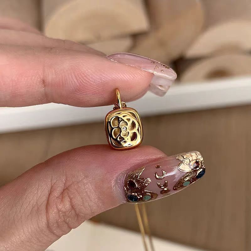 carousel-thumb-4