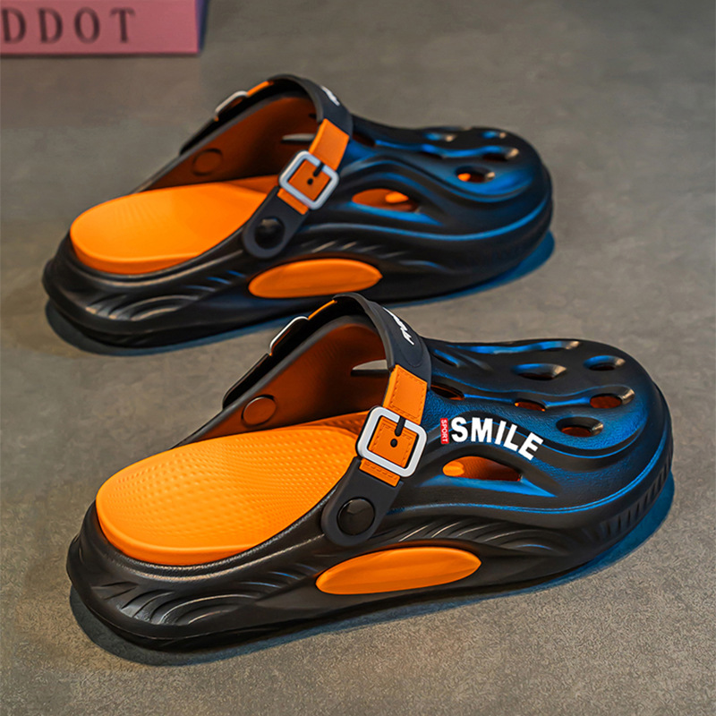 Zapatos con agujeros transfronterizos para hombres 2025 verano nuevo estilo sandalias deportivas antideslizantes y desodorantes para conducir sandalias y zapatillas