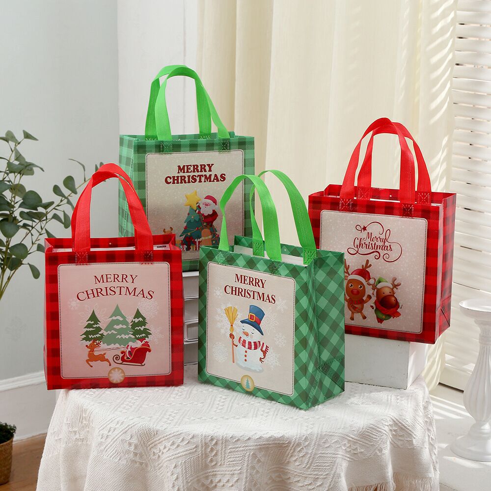 亚马逊热卖圣诞节礼品袋无纺布精美手提袋可折叠礼品玩具收纳袋
