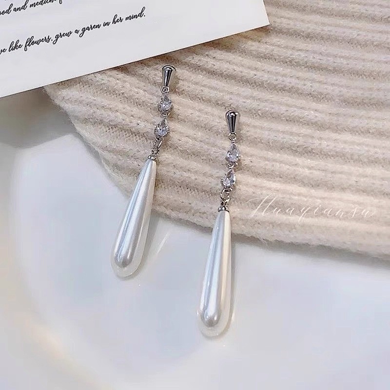 Brincos pendentes com pérolas estilo chinês para mulher_voghion.com