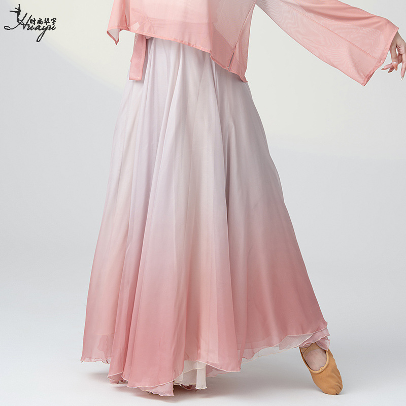 Classic modern ethnic belt