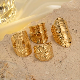 耳环;项链;戒指