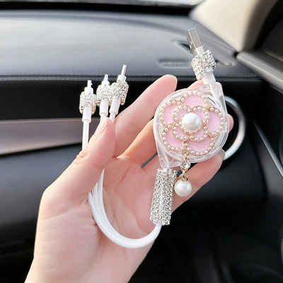 Mobil şarj cihazları Lighter Light Luxury Car One - pearl-powder-camellia-charging-cable-telescopic-three-in-one