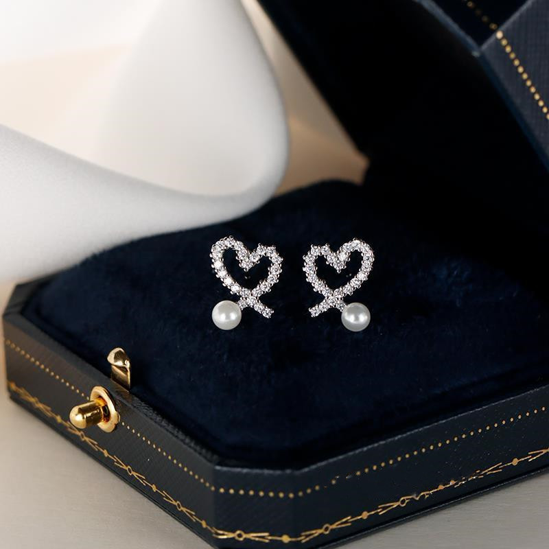 Pendientes de botón con circonitas y perlas para mujer chic_voghion.com