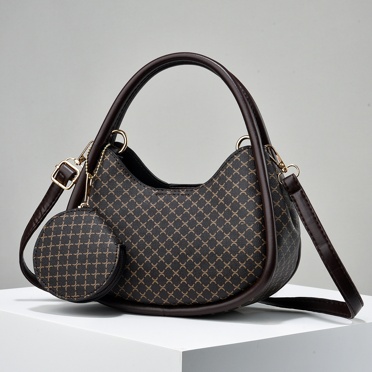 Comercio exterior pequeño bolso francés bolso de mujer nueva variedad alta textura bolso de hombro bolso brazo bolso