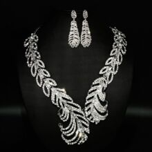 �W����Y����朶��h�Ʒ���bŮʿ�͹��¿��F���M荕r����ë�Π�