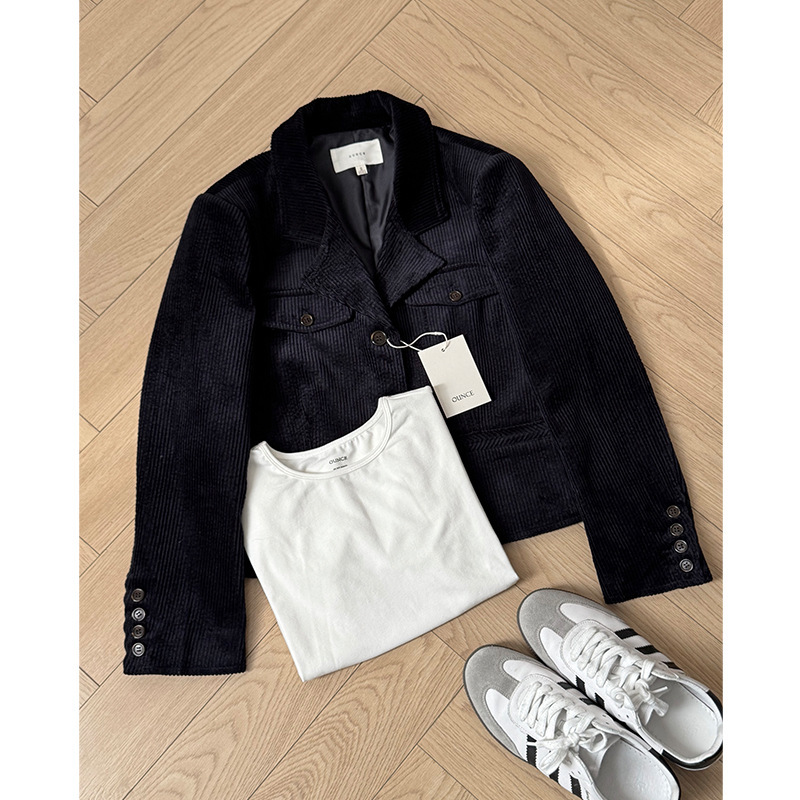 New! 2026 Spring and Autumn Korean Dongdaemun INS retro Hong Kong style corduroy short jacket, petite suit
