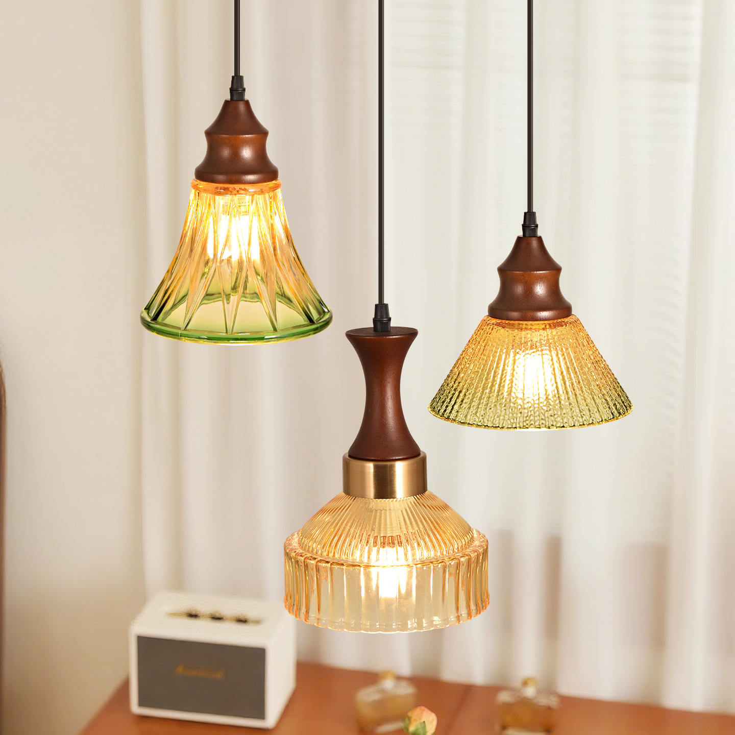 Lámpara de vidrio retro nórdica lámpara de comedor de estilo rural americano viejo Shanghai nostálgico dormitorio bar Zhongshan lámpara L271