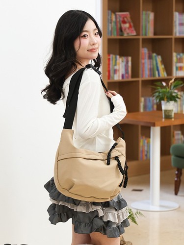 Autumn/Winter Fashion Commute Crossbody Bag, Versatile Nylon Fabric Shoulder Bag, Heart-Shaped Japanese Style Casual Dumpling Bag for Women