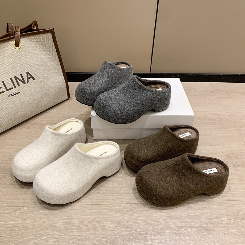 Women's felt slip-on mules for outdoor wear, versatile evening style, lazy thick-soled closed-toe half-slippers, retro evening shoes Women's felt slip-on mules for outdoor wear, versatile evening style, lazy thick-soled closed-toe half-slippers, retro evening shoes