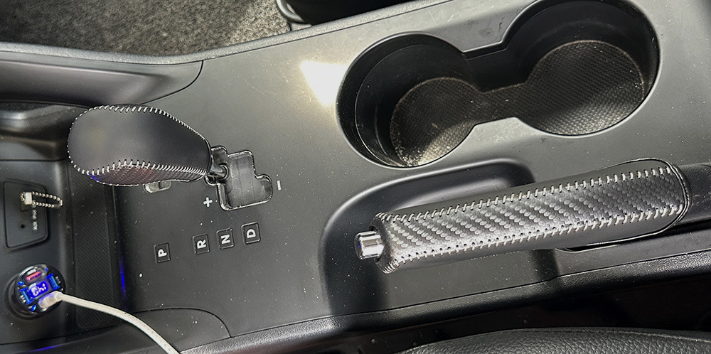 Cross-border, suitable for 2010-2017 Hyundai IX35 car gear shift knob cover, handbrake cover, gear shift cover, and gear lever protective cover