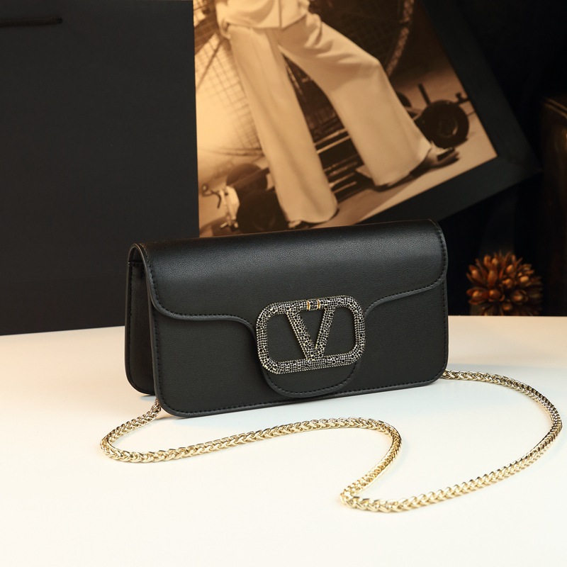 Fashionable and Elegant Women's Shoulder Bag, Fresh and Sweet, Age-Reducing Small Square Bag, 2025 Handbag with Chain, Elegant Women's Bag
