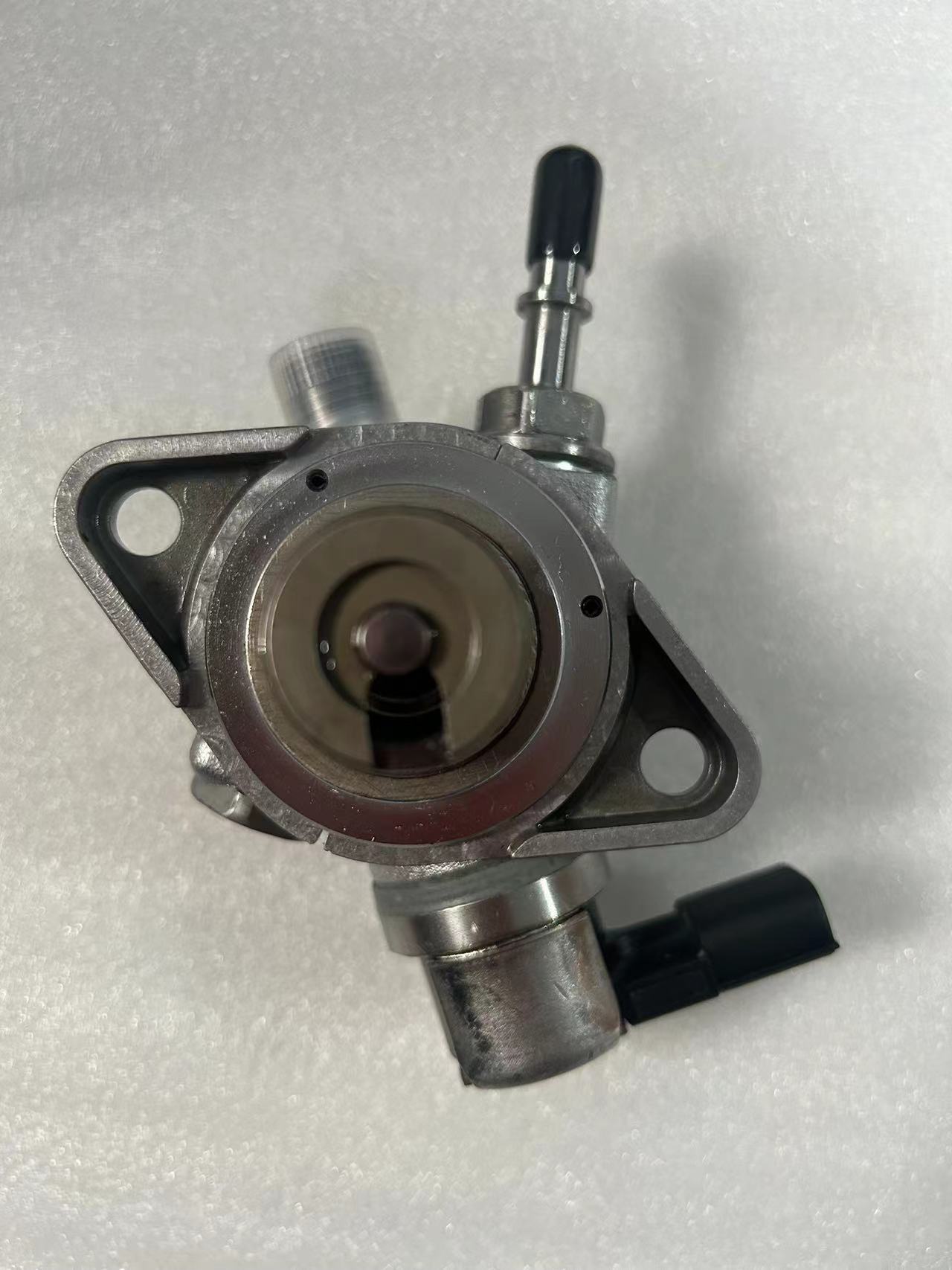 16630-7214R 166301888 R 166304016 R High PRessuRe Fuel Pump Is Suitable foR Nissan Renault 1.2