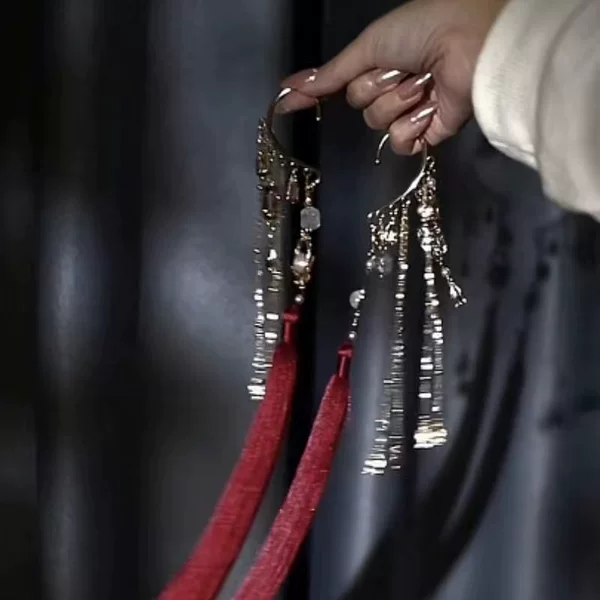 Chinese Style New Tassel Ear Cuffs Without Ear Holes, Long Tassel Ear Cuffs with Han Elements, Ethereal Versatile Accessories, Ancient Style