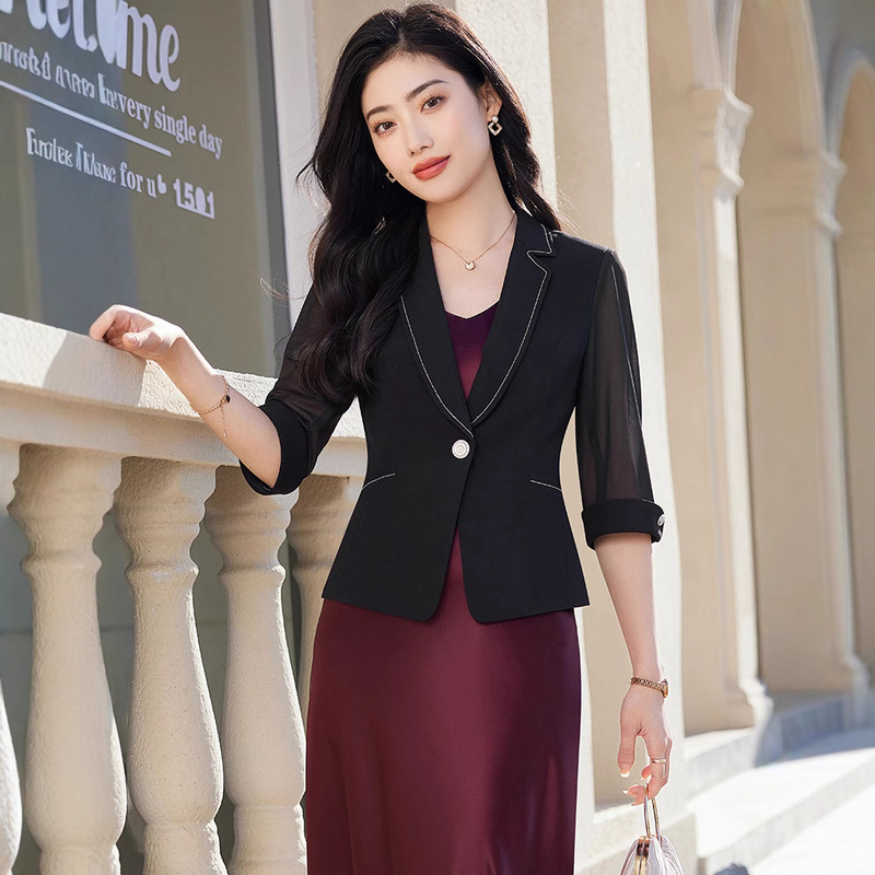 White Seven-point Sleeve Small Suit Jacket Women's 2025 Spring New High-end Sense Temperament Goddess Fan Professional Dress Dress