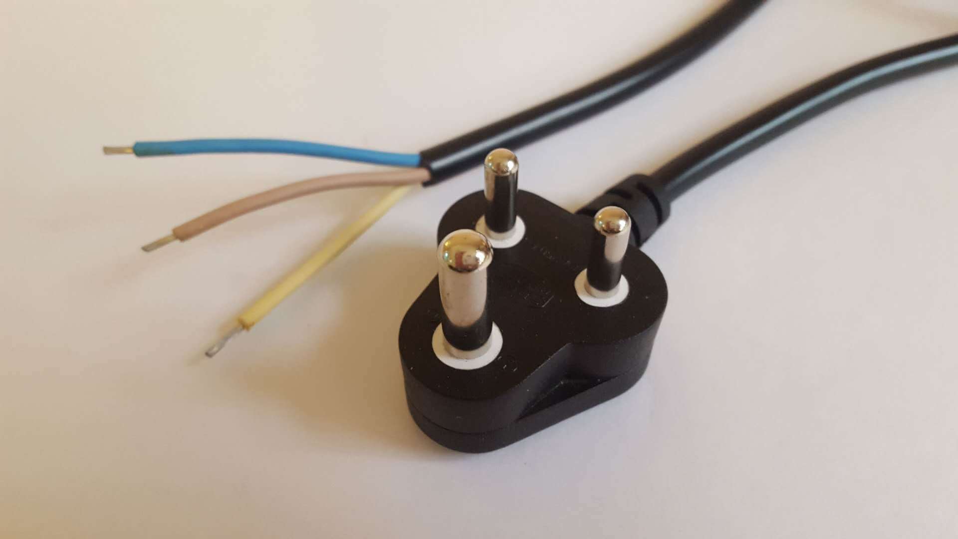 小南非单头电源线 小南非插头线 印尼三芯线0.75平适配器焊接线