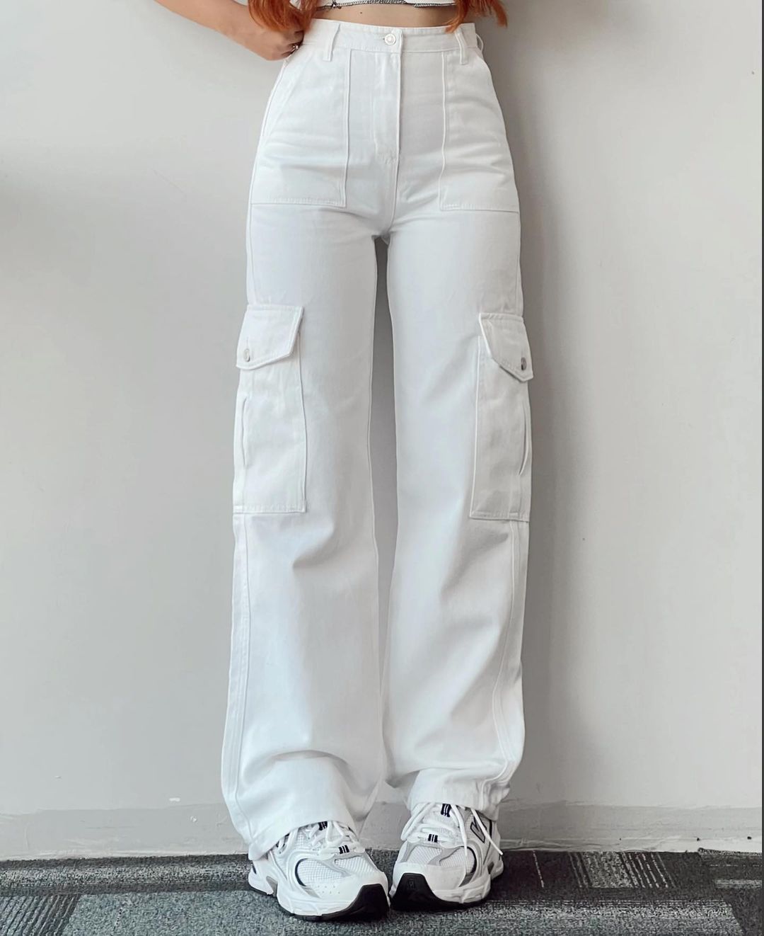 Women's Daily Simple Style Solid Color Full Length Pocket Cargo pants Conjunto display picture 3