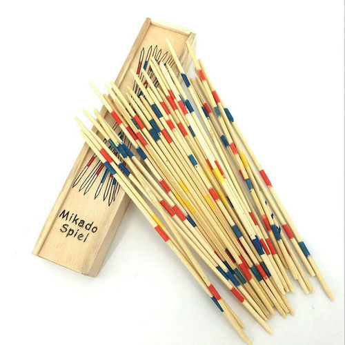 Traditional wooden game sticks, 80s classic nostalgic children's toy, multi-player desktop game, picking sticks, counting sticks, throwing sticks