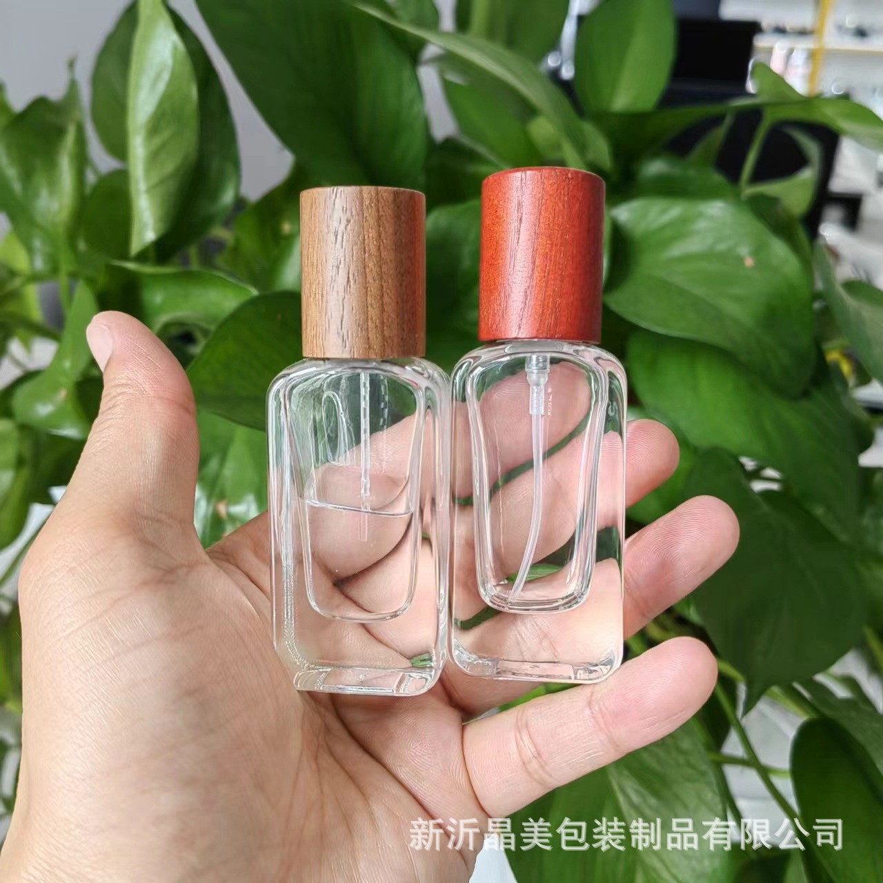 15ml毫升香水瓶圆肩抛光厚底便携式分装瓶细雾级喷头玻细雾喷头