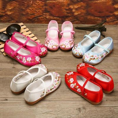 girl ancient costume princess Embroidered shoes baby Chinese style Children's shoes Old Beijing children Cloth shoes Hanfu shoes Dancing shoes