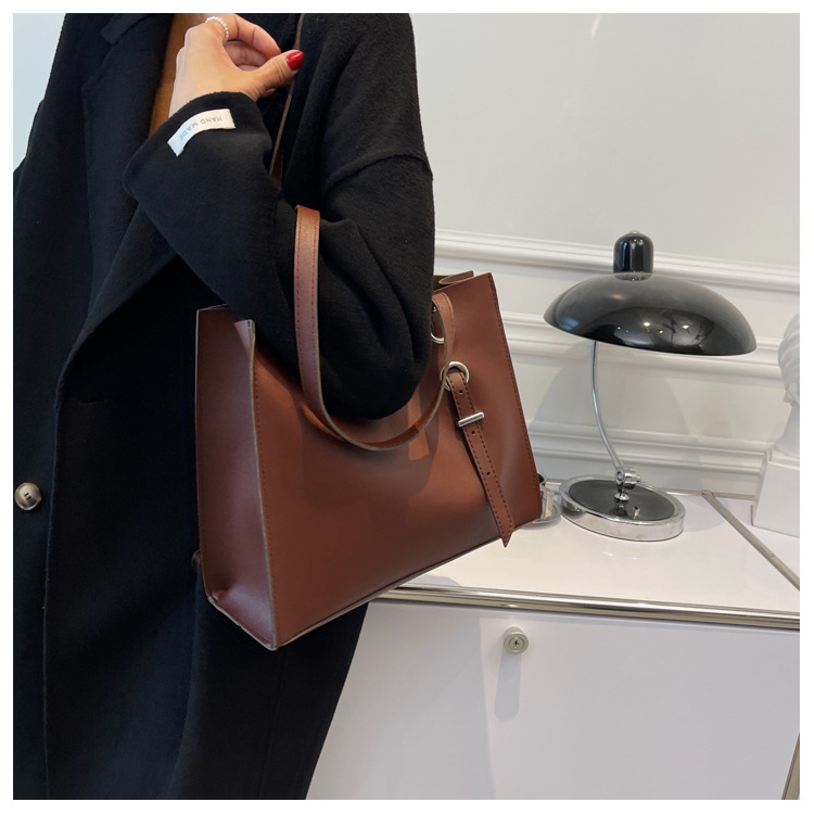 Neue Mode-einkaufstasche Retro-tragbare Einzelne Umhängetasche Einfache Beuteltasche Mit Großem Fassungsvermögen display picture 3
